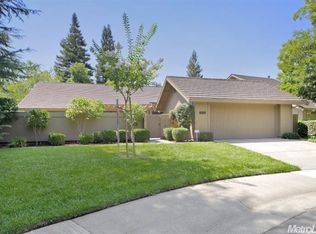 2061 Quartz Hill Pl, Gold River, CA 95670