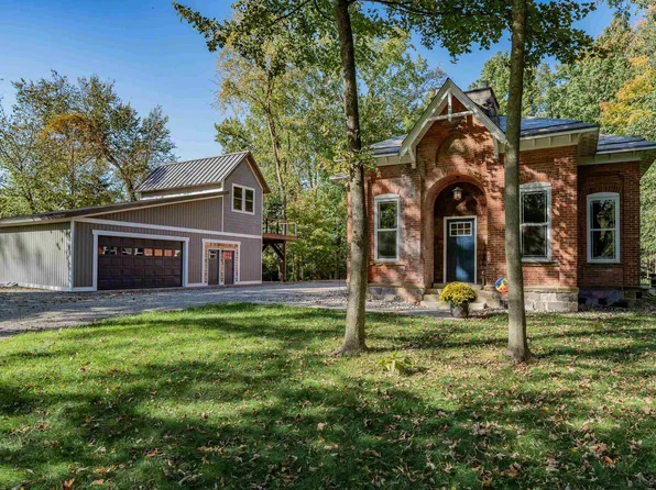 14318 Aboite Center Rd, Fort Wayne, IN 46814