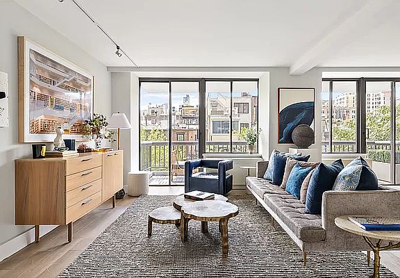 2nd image of 130 W 79th St #3AF