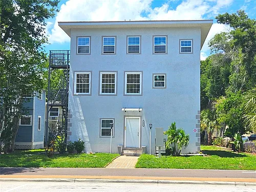 306 Turner St #1 Photo 1