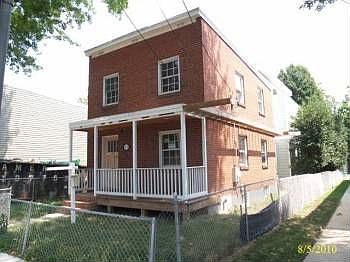 1st image of 419 West St N