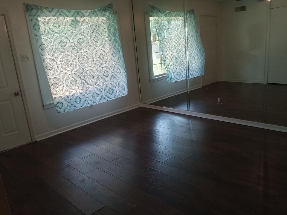 1st image of 3141 Cosmos Dr