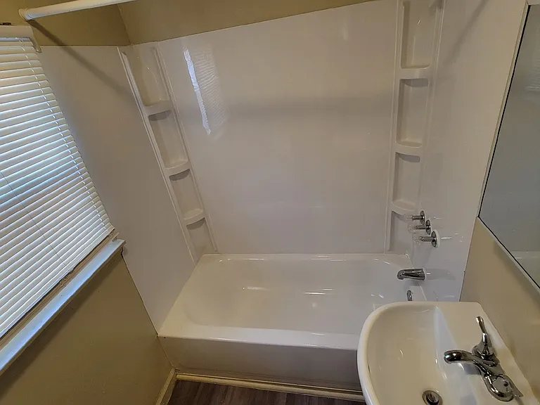 1134 E Kelly St — Photo 5