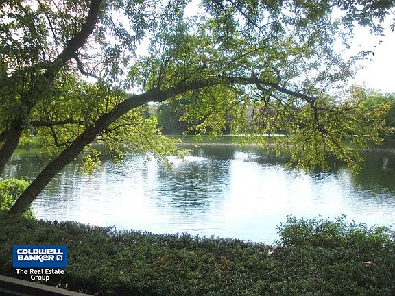 3rd image of 301 Lake Hinsdale Dr APT 111
