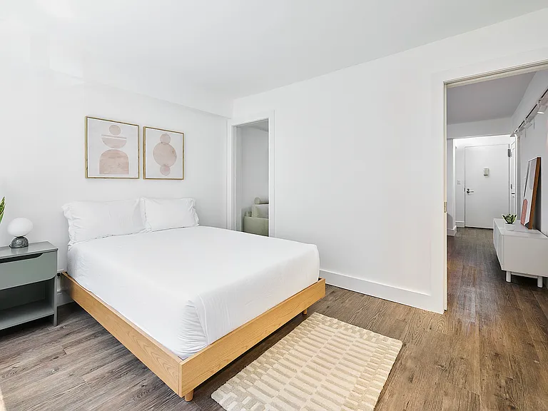 225 E 63rd St #2J — Photo 6