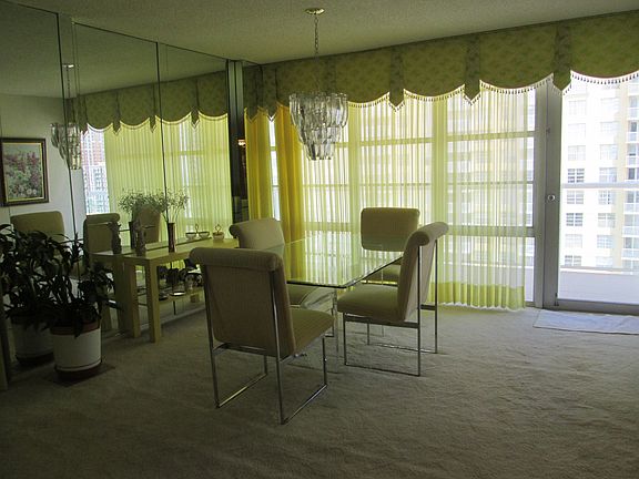 Formal Dinning Room