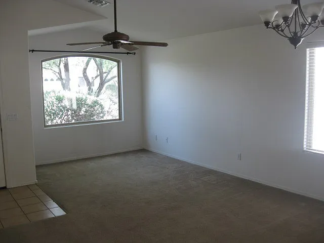 4 Bedroom 2 Bath Home In Rita Ranch / Available Now! — Photo 2
