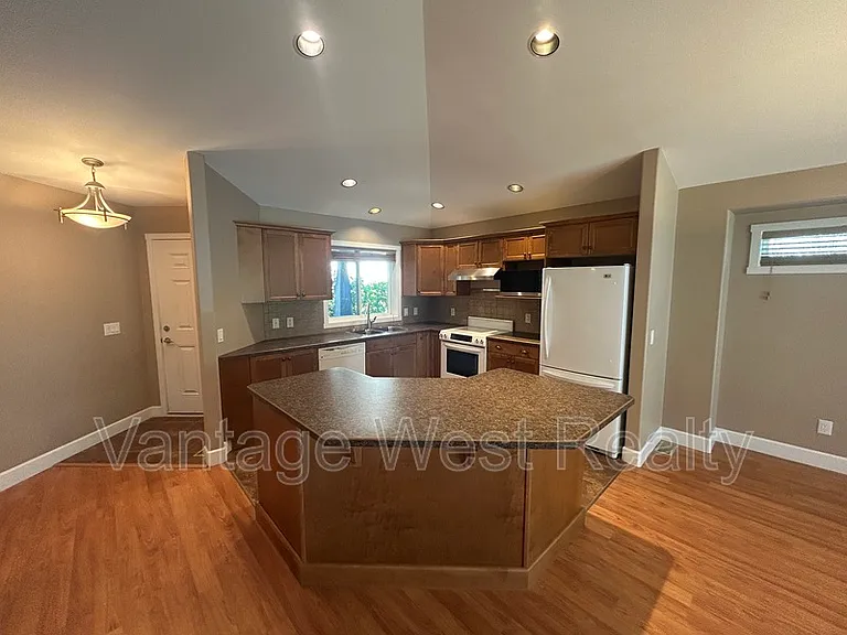 1342 Shaunna Rd #14 — Photo 2