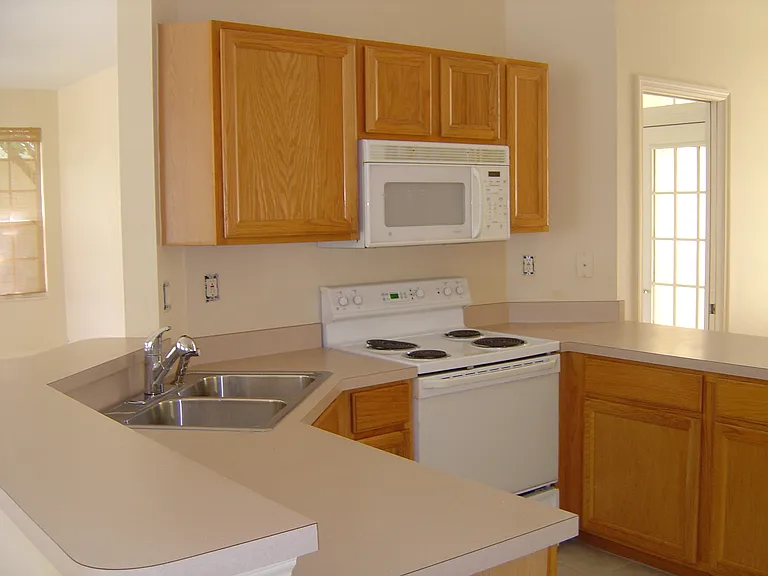 6237 Weymouth Dr — Photo 8