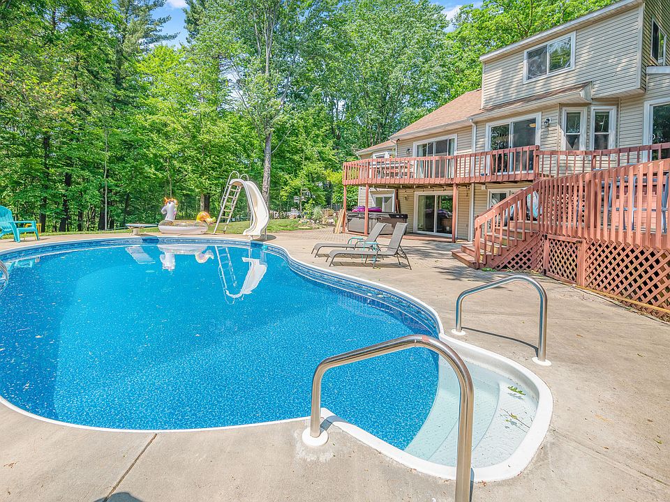 1st image of 13421 Woodland Ct