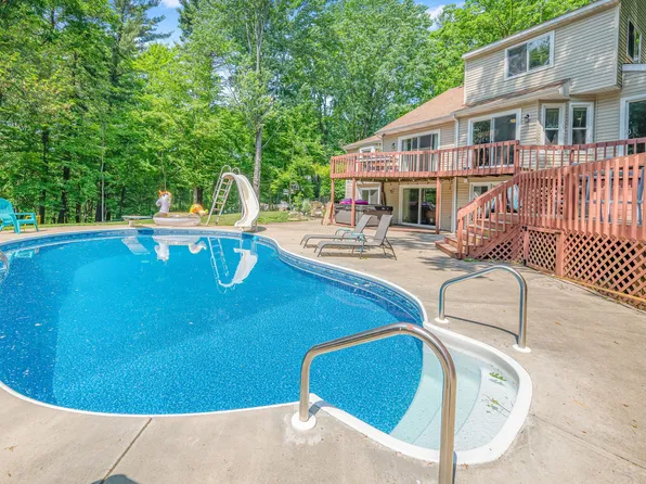 13421 Woodland Ct, Big Rapids, MI 49307