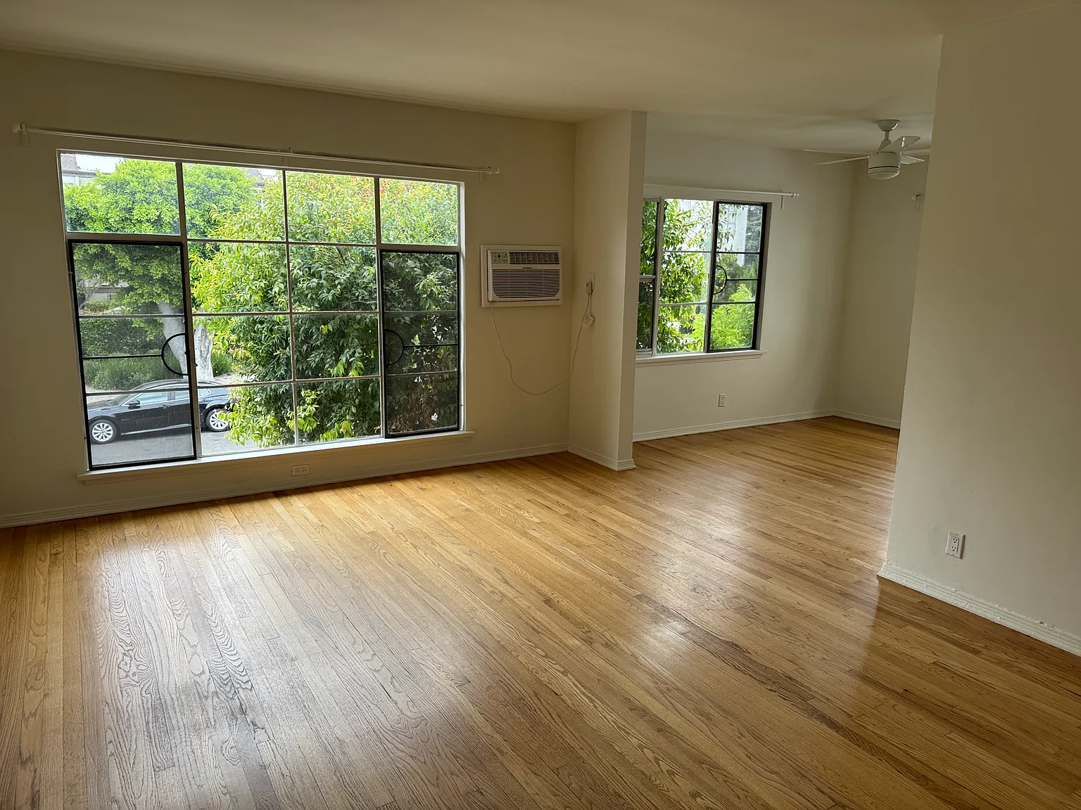 1 bed, 650 sqft, $2,100 — Photo 2