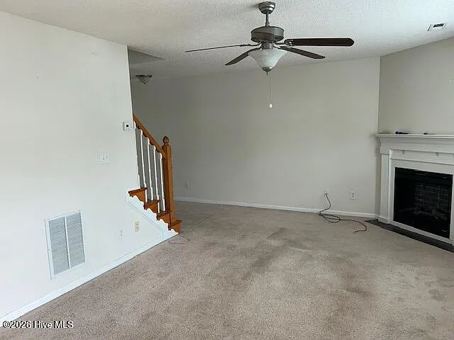 3 bed, 2.5 bath, 1452 sqft, $1,250 — Photo 2