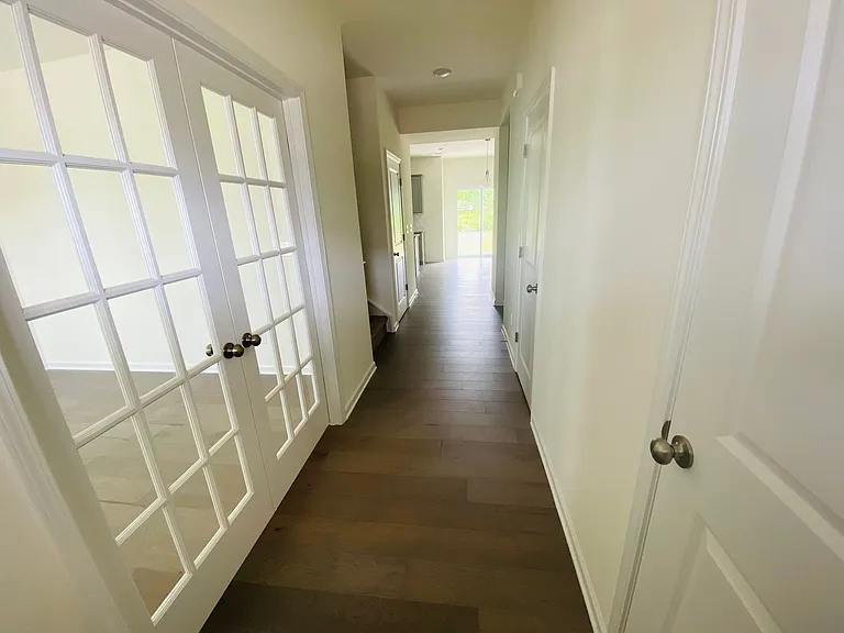2897 Yeager Dr — Photo 11