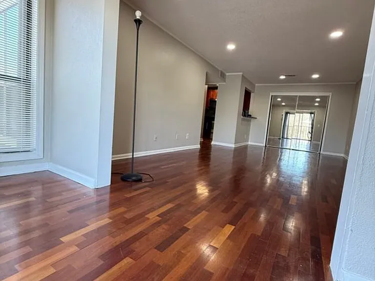2657 Lenox Rd NE #110 — Photo 6