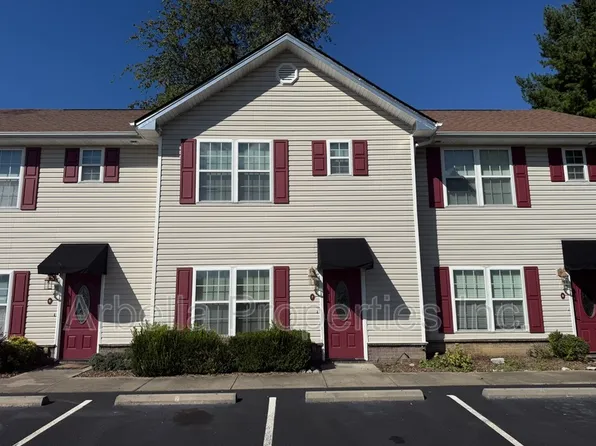 614 N Center St APT 7, Johnson City, TN 37604