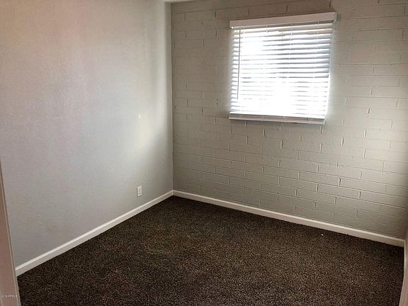 2nd image of 1712 E Tamarisk Ave