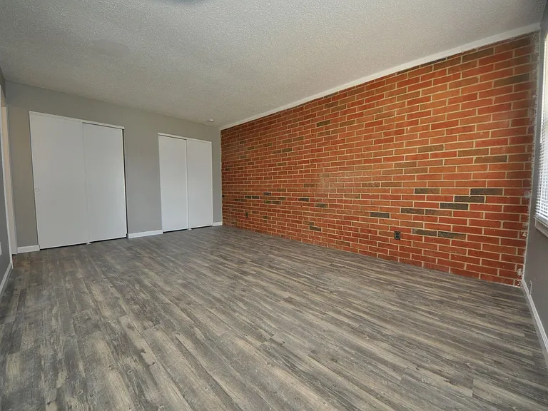 26 Westwood Dr — Photo 22