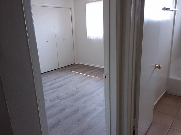 5th image of 362 Buckeye St #7