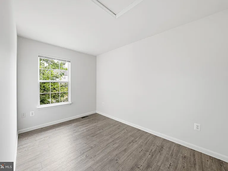 20430 Herring Pond Ter — Photo 15