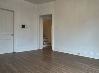 39 S Hartley St FLOOR 2, York, PA 17401