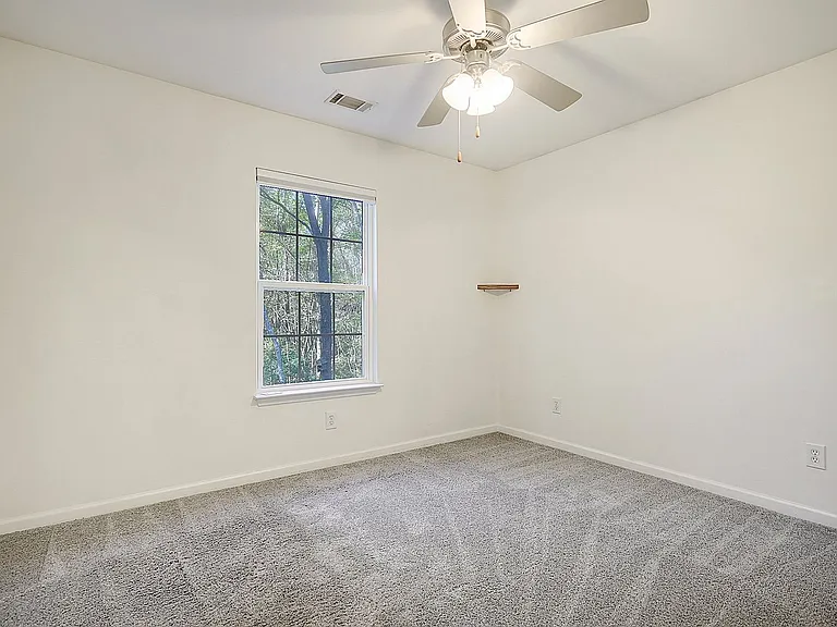 1785 Hickory Knl — Photo 5
