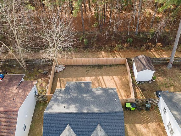4th image of 3607 Elizabeth Avenue