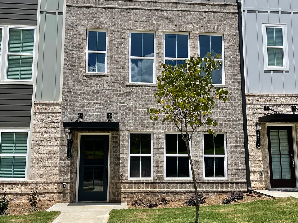 1132 Buice Lake Pkwy