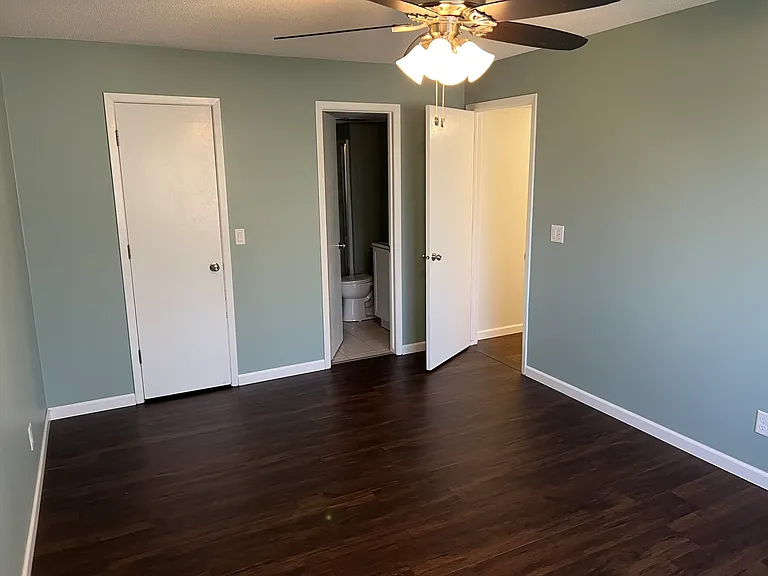 9557 University Ave #21 — Photo 19