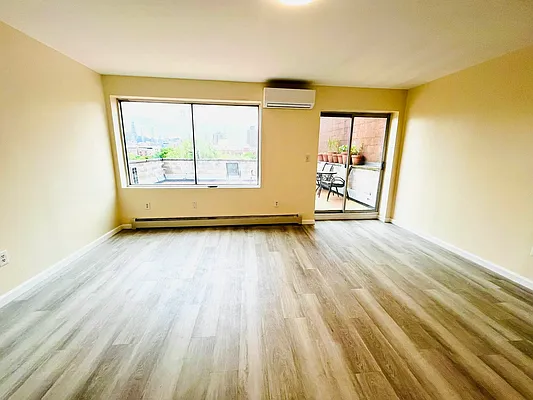 Rented by CPRE ELITE INC | media 3