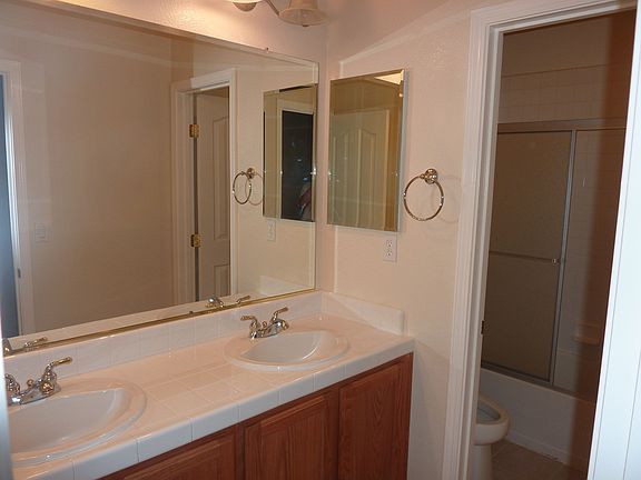 3rd image of 9753 Summer Glen Way