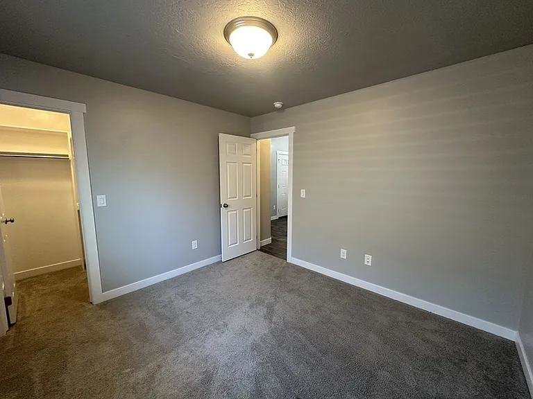 3321 W 1690 N — Photo 14