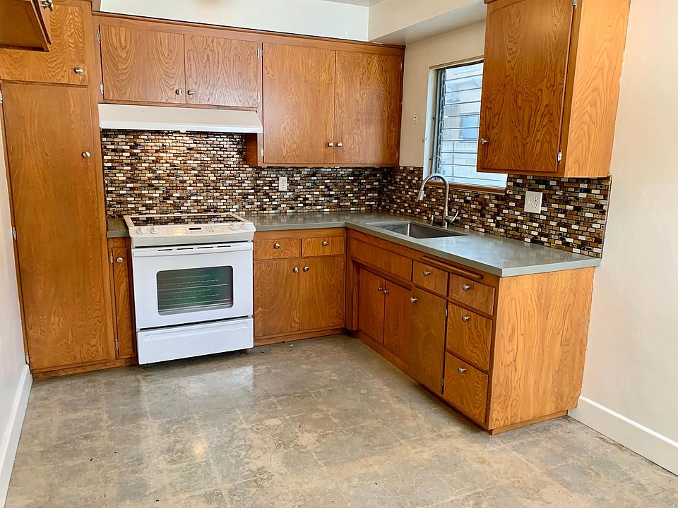 1st image of 153 N Sierra Bonita Ave