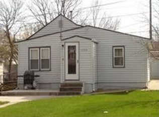 1228 N Dakota Ave, Sioux Falls, SD 57104