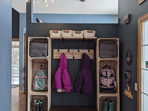 Foyer built in