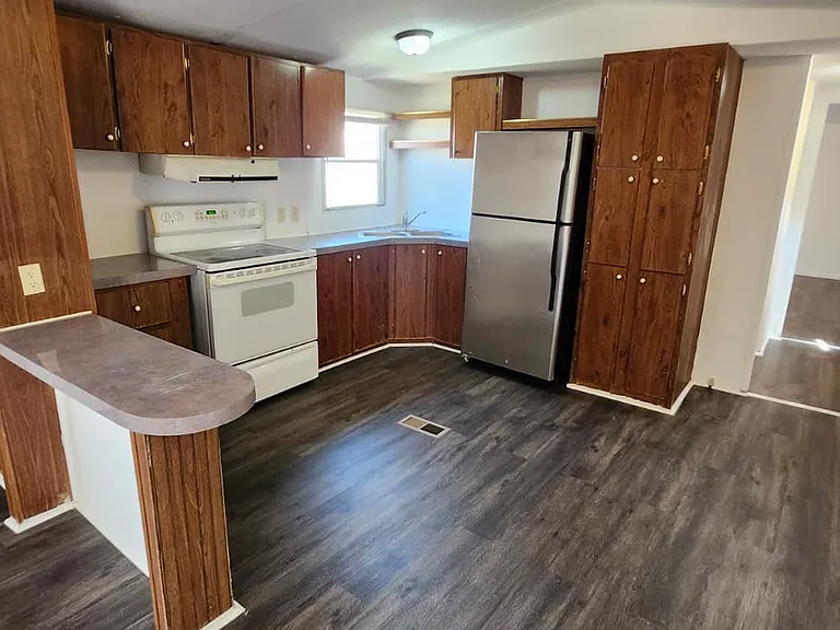 8364 Cedar St #13 — Photo 14