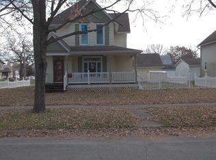 824 Stevens St, Iowa Falls, IA 50126