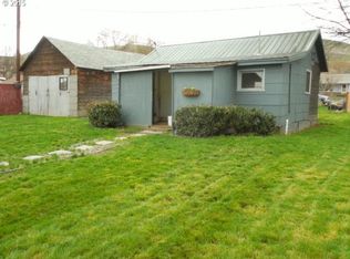 2004 E 12th St, The Dalles, OR 97058