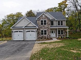 1A Turner Ln, Loudonville, NY 12211