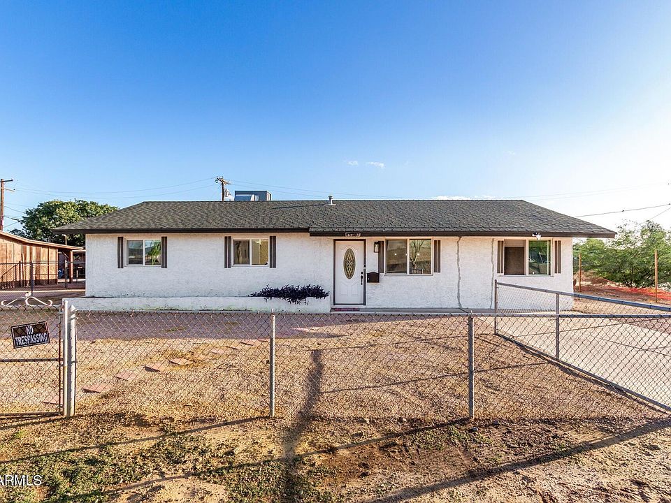 1st image of 45001 W HONEYCUTT Avenue