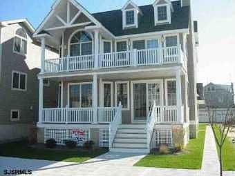 1st image of 1241 Wesley Ave