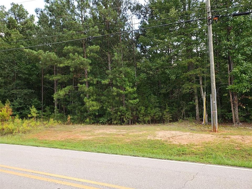 2nd image of 354 Davis Rd