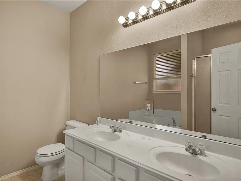 5817 Quicksilver Dr — Photo 16
