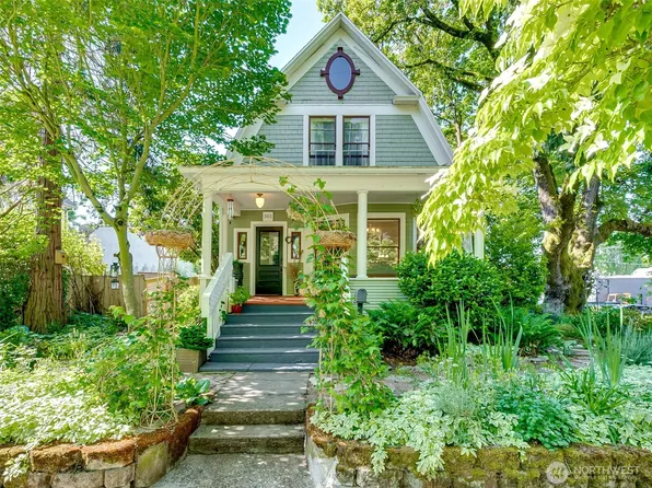 301 E 19th Street, Vancouver, WA 98663