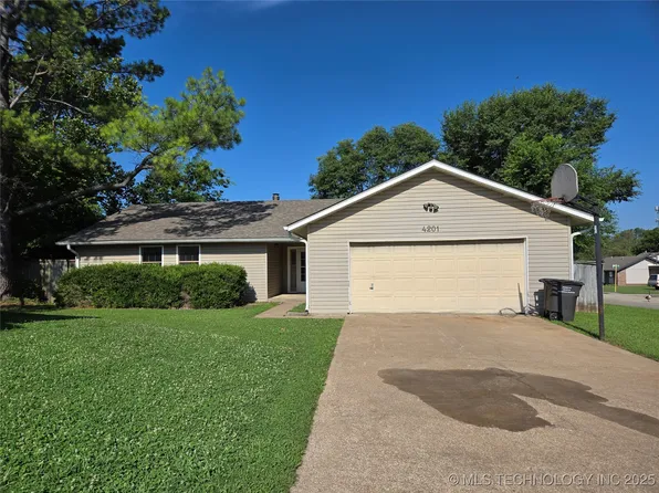 4201 Southport Dr, Bartlesville, OK 74006