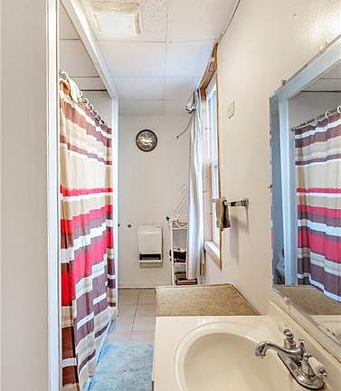5th image of 212 Sewickley Ave #214