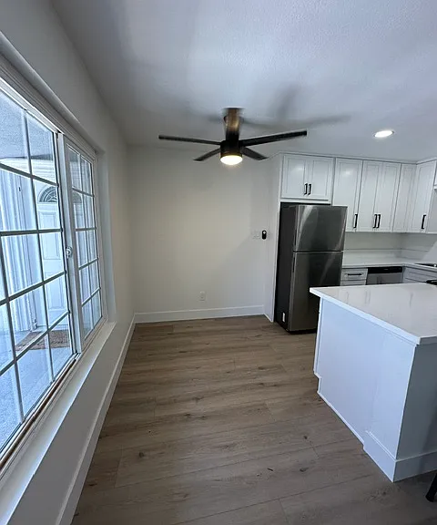 383 W Bay St #7 — Photo 3