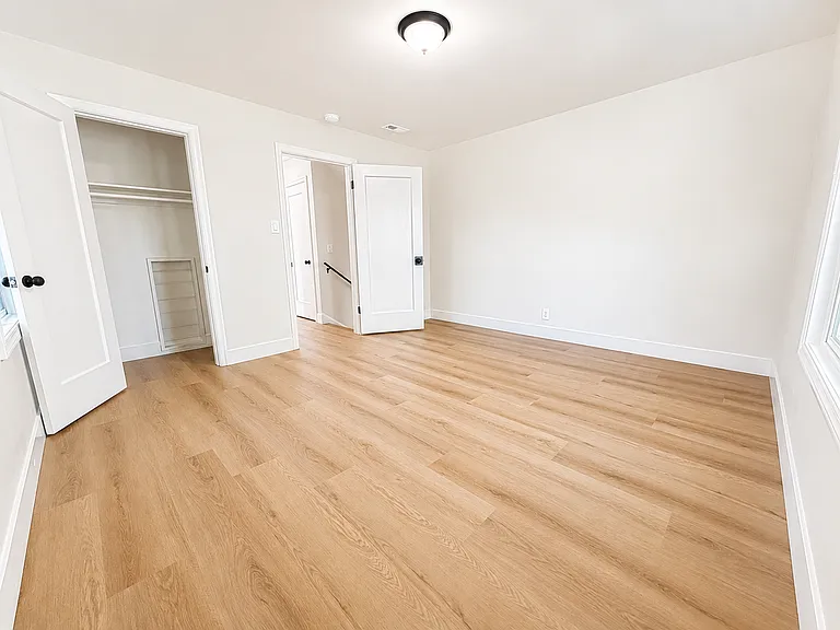 663 Pierce St — Photo 27