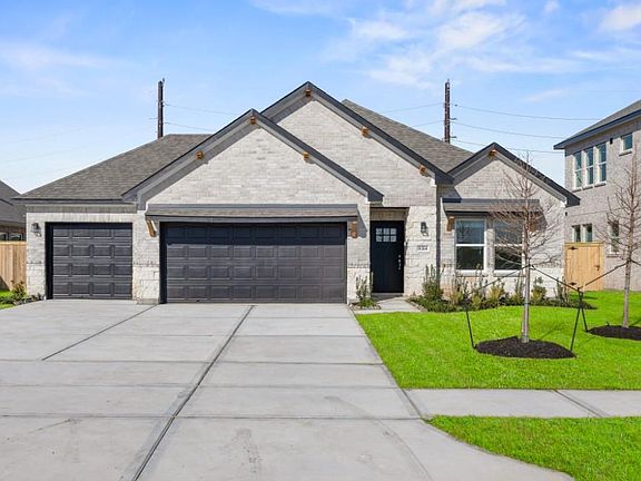 7th image of this home