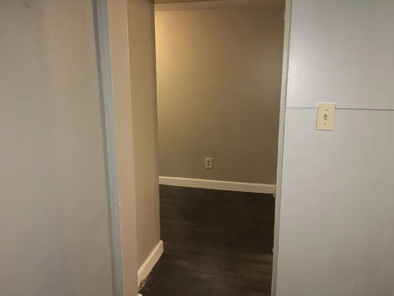 412 N 11th Ave E #3 — Photo 8